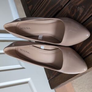 Merona nude high heel shoes